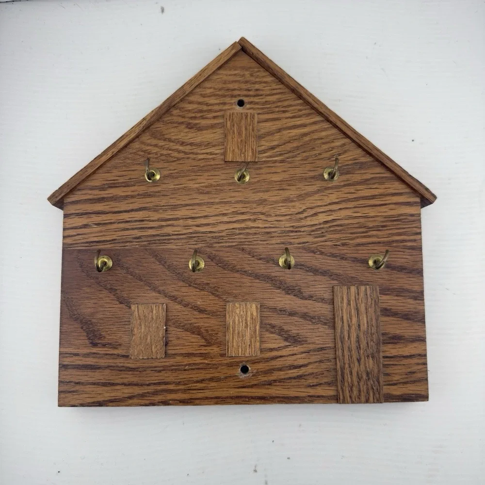 Vtg Wooden Key Holder 7 Brass Hooks Plaque House Shape Grannycore Rustic Cottage